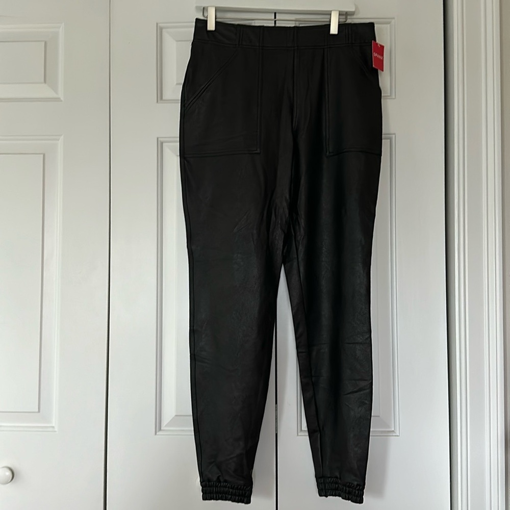 NWT spanx faux leather joggers Large